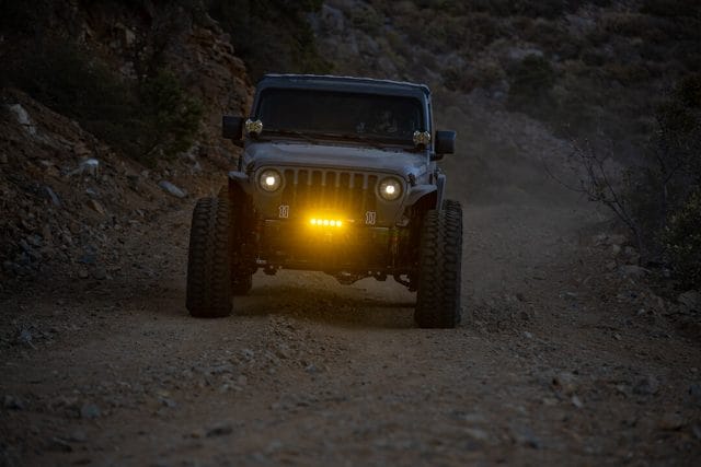 MS_XPDN1_35 Jeep JKU on xpdn1 with lightbar